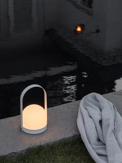 Lampe de Table Portable Carrie – Élégance nomade et lumière tamisée rechargeable