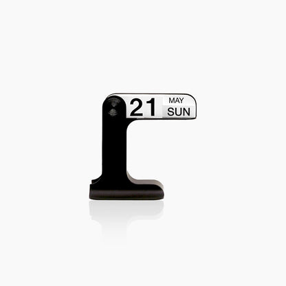Calendrier de Bureau Minimaliste Noir – Élégance Moderne et Fonctionnelle