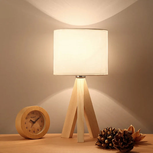 Lampe de table en bois moderne – Éclairage doux et design naturel pour salon ou chambre