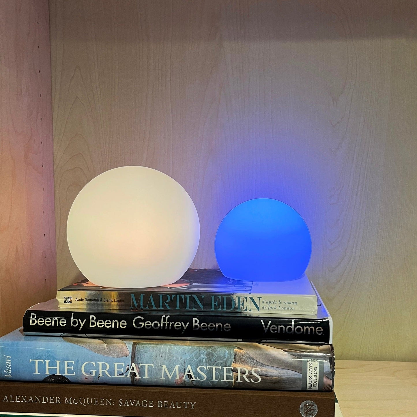 Moon Lampe de Table LED Sans Fil avec Batteries Rechargeables
