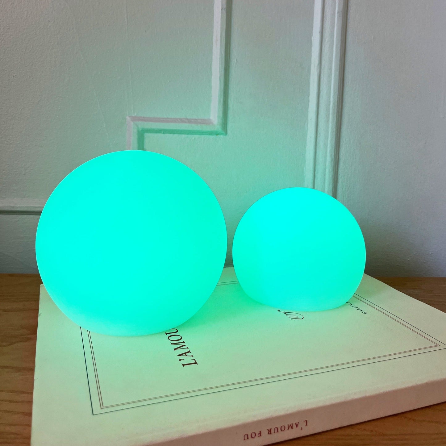Moon Lampe de Table LED Sans Fil avec Batteries Rechargeables