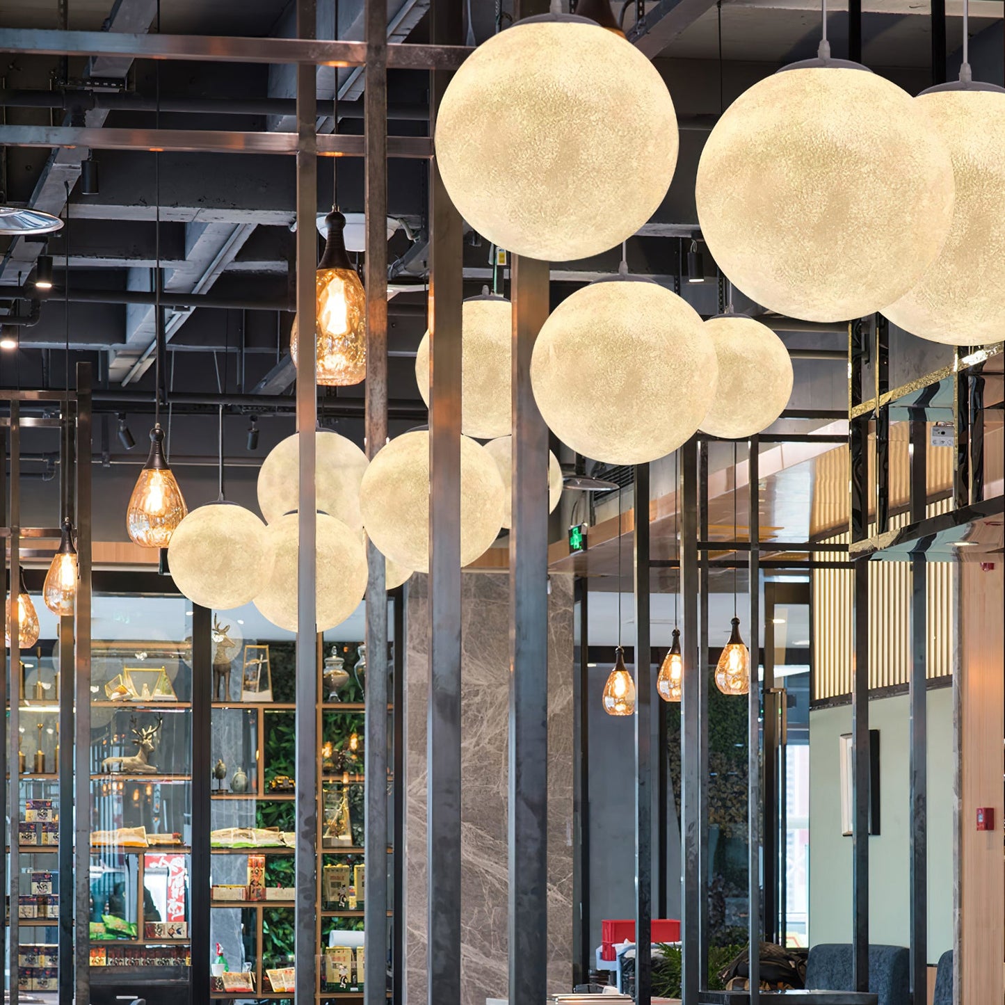 Lampe Suspendue Lune – Éclairez vos Nuits avec Poésie et Élégance
