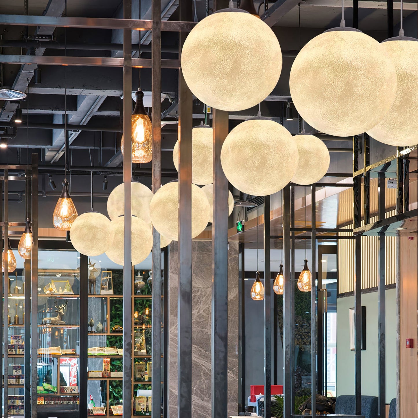 Lampe Suspendue Lune – Éclairez vos Nuits avec Poésie et Élégance