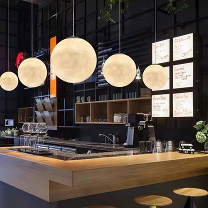 Lampe Suspendue Lune – Éclairez vos Nuits avec Poésie et Élégance