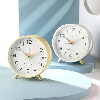 Horloge de Table Silencieuse au Style Scandinave Moderne