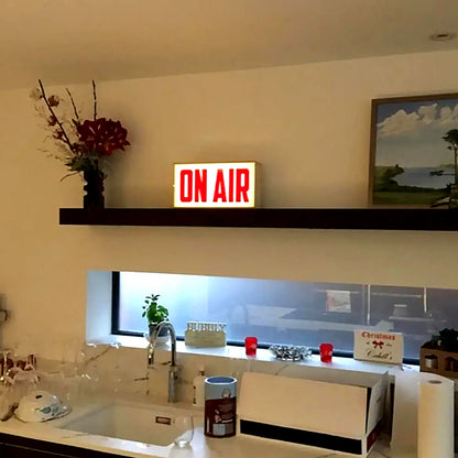 Lampe de table rétro lumineuse “On Air” – Style vintage pour une ambiance unique