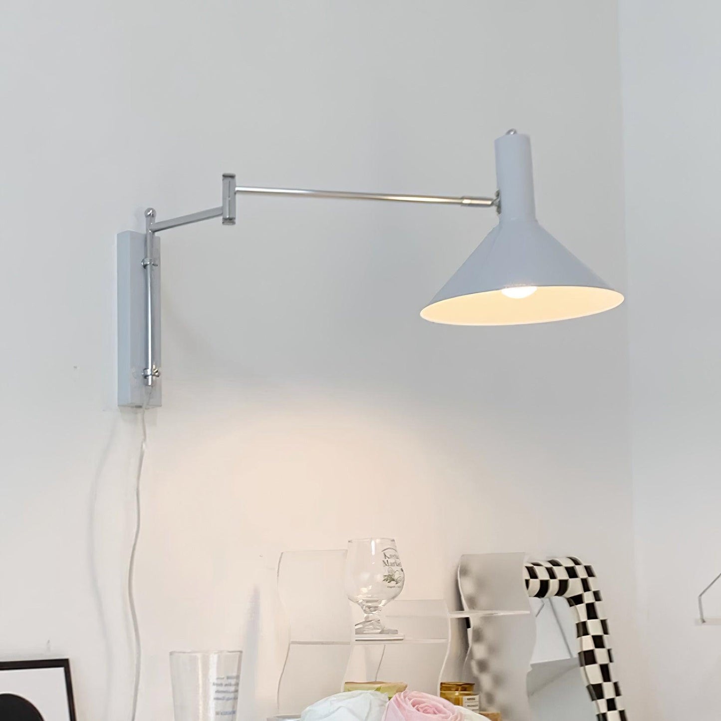 Peak – Applique Murale Design à Brancher
