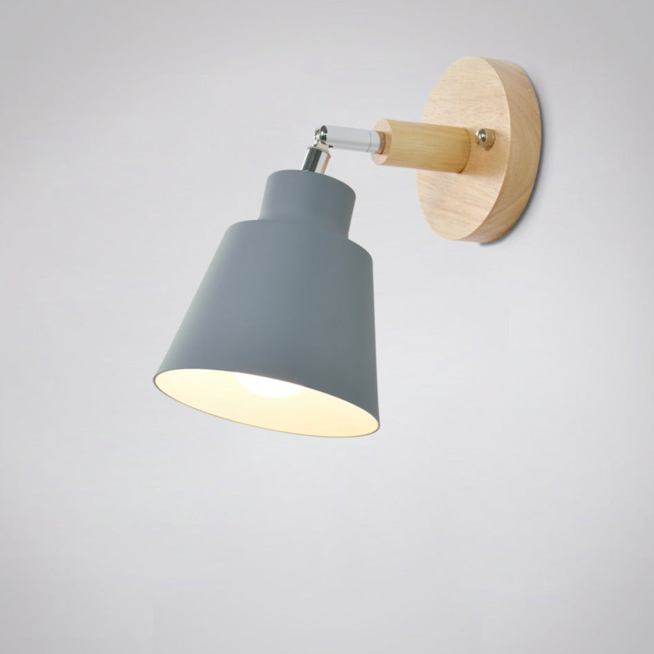 Rotating Collin Wall Sconce – Applique Murale Pivotante avec Interrupteur Chaîne