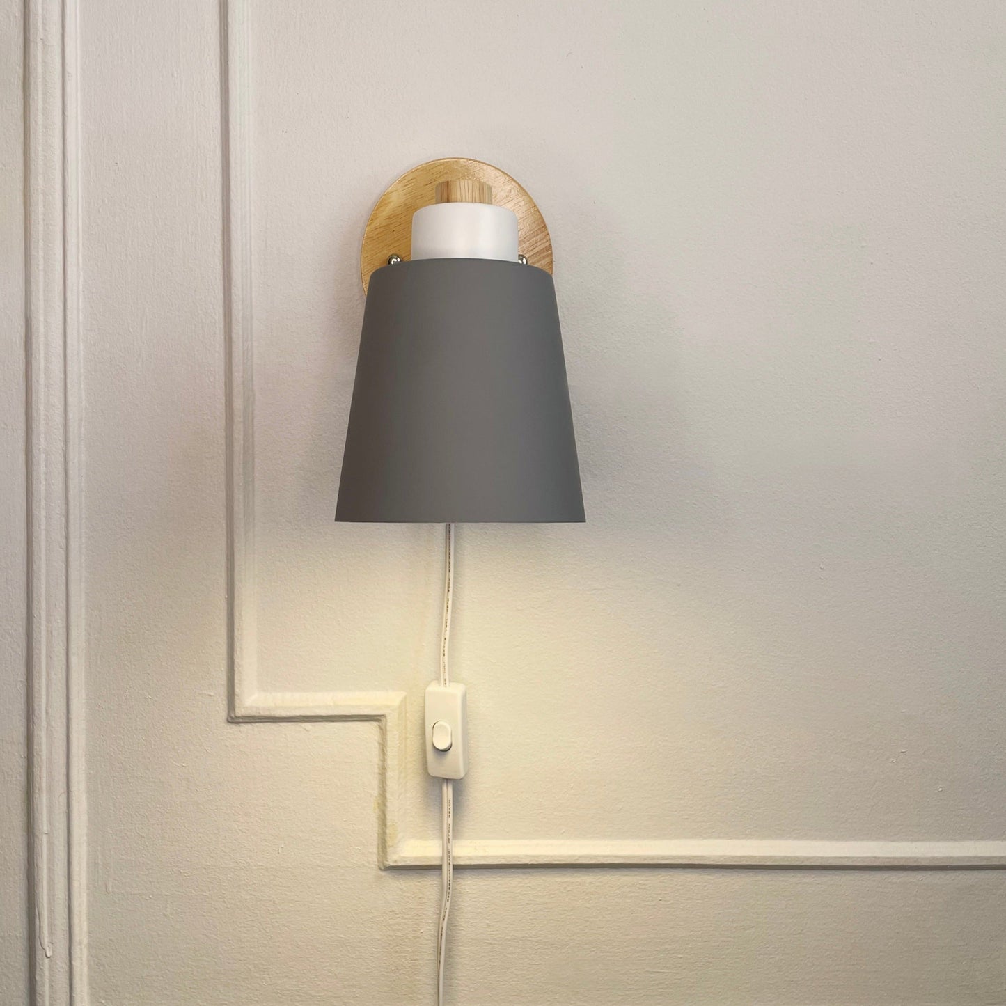 Rotating – Lampe de Lecture Murale avec Prise et Support Pivotant