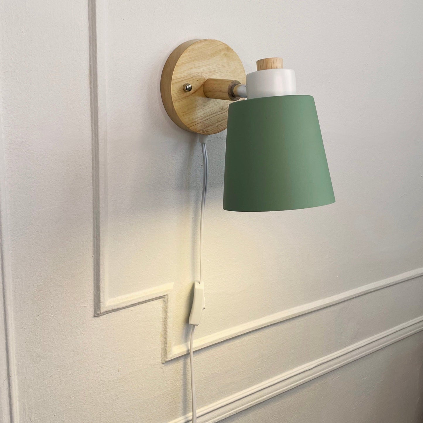 Rotating – Lampe de Lecture Murale avec Prise et Support Pivotant
