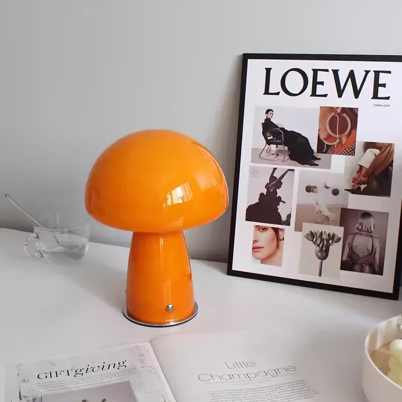 Lampe de Table Champignon Rétro en Verre – Éclairage Nostalgique et Tendance