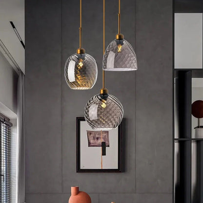 Suspension en Verre CEBO – Élégance et Éclairage Chaleureux pour Votre Intérieur