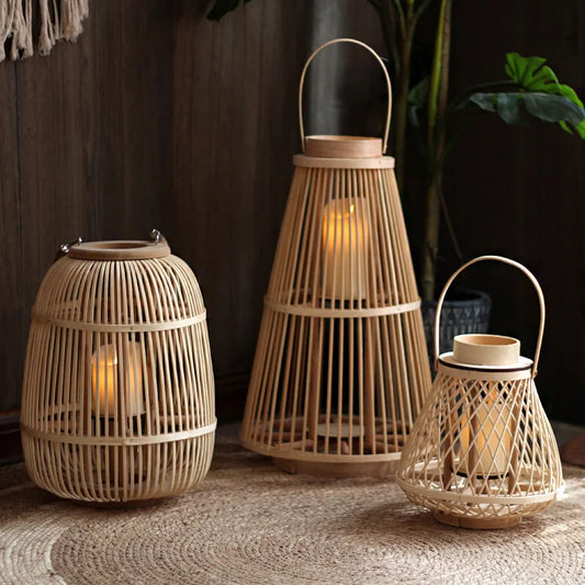 Lanterne en rotin avec bougie LED – Ambiance chaleureuse et design naturel pour intérieur et extérieur