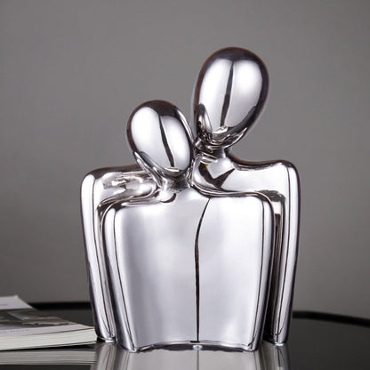 Sculpture Céramique "Mes Bras Toujours Pour Toi" – Une Ode à l’Amour et à l’Intimité