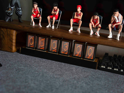 Horloge numérique artisanale en bois avec affichage lumineux style Nixie