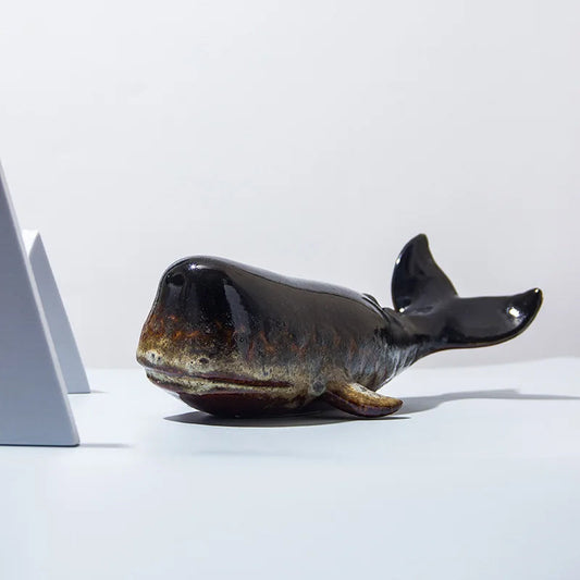 Bryn – Sculpture Décorative Baleine en Porcelaine