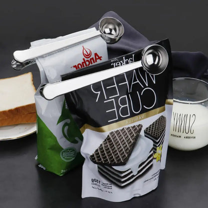 Cuillère Doseuse avec Clip – L'élégance pratique pour les amateurs de café