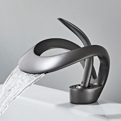 Waterfall – Robinet de Salle de Bain en Laiton Doré Brossé avec Bec Cascade