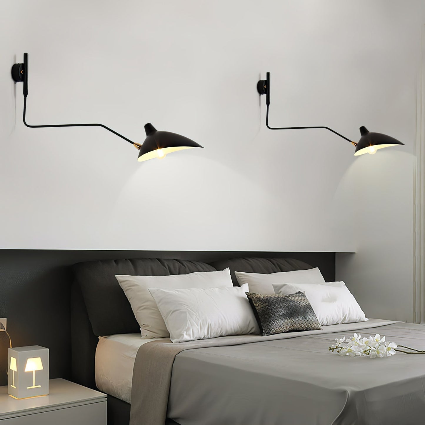 Applique Murale, Bras Orientable, Métal Noir ou Blanc