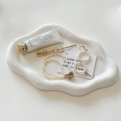 Plateau Nuage en Céramique Blanche – Élégance Fantaisiste pour Votre Intérieur
