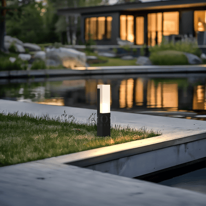 Borne LED Extérieure IP65 Noire en Aluminium Moderne