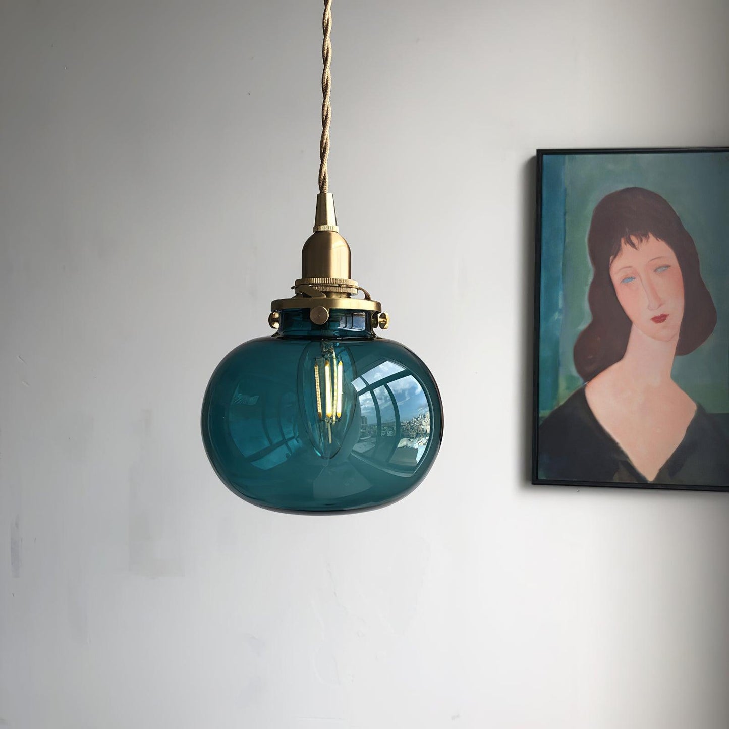 Lampe Suspendue Rétro en Verre Soufflé à la Main – Élégance Vintage pour Tous les Intérieurs