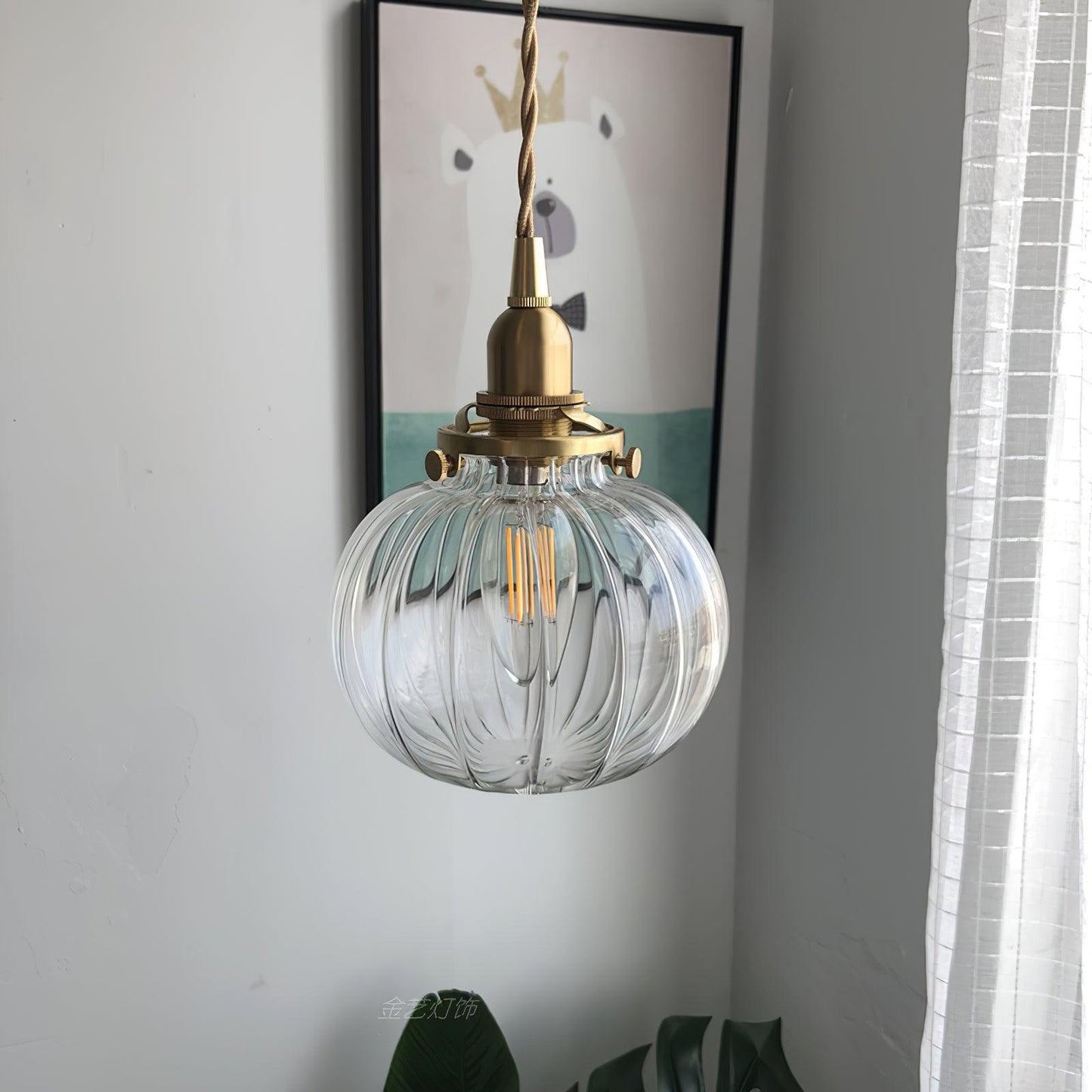 Lampe Suspendue Rétro en Verre Soufflé à la Main – Élégance Vintage pour Tous les Intérieurs