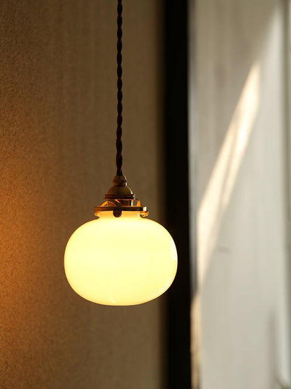 Lampe Suspendue Rétro en Verre Soufflé à la Main – Élégance Vintage pour Tous les Intérieurs