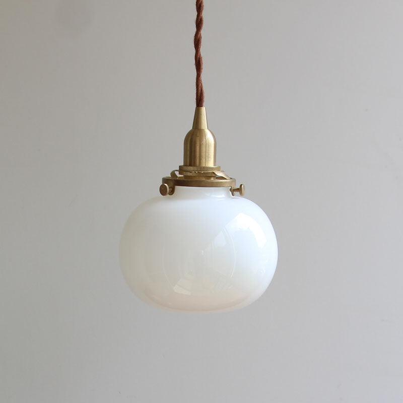 Lampe Suspendue Rétro en Verre Soufflé à la Main – Élégance Vintage pour Tous les Intérieurs
