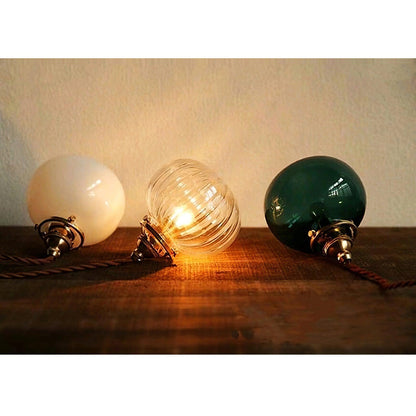Lampe Suspendue Rétro en Verre Soufflé à la Main – Élégance Vintage pour Tous les Intérieurs