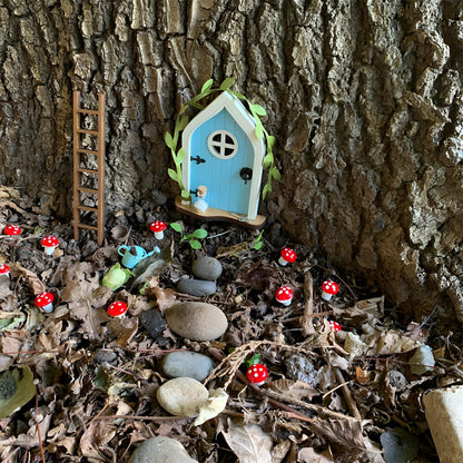Porte de Fée Miniature en Bois – Déco Arbre de Jardin