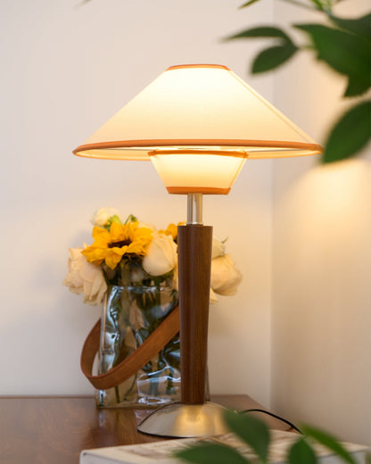 Lampe de Table Talonwood en Bois et Tissu