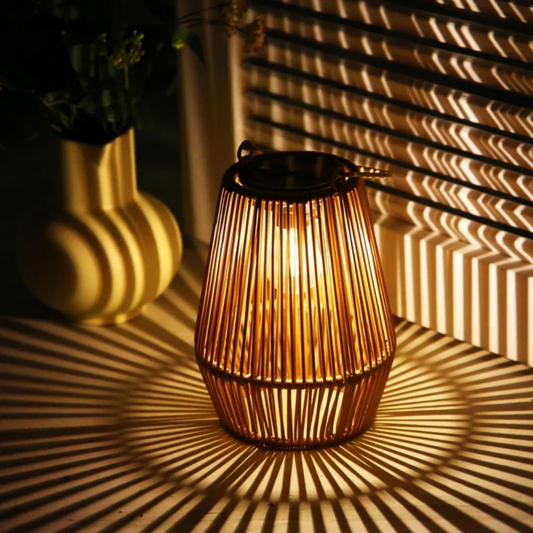 Lanterne Solaire Jardin en Roseau, LED Étanche