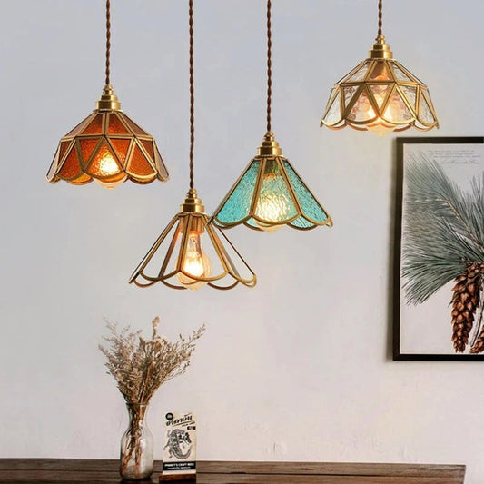 Lampe Suspendue en Verre Coloré – Élégance Classique et Ambiance Artistique