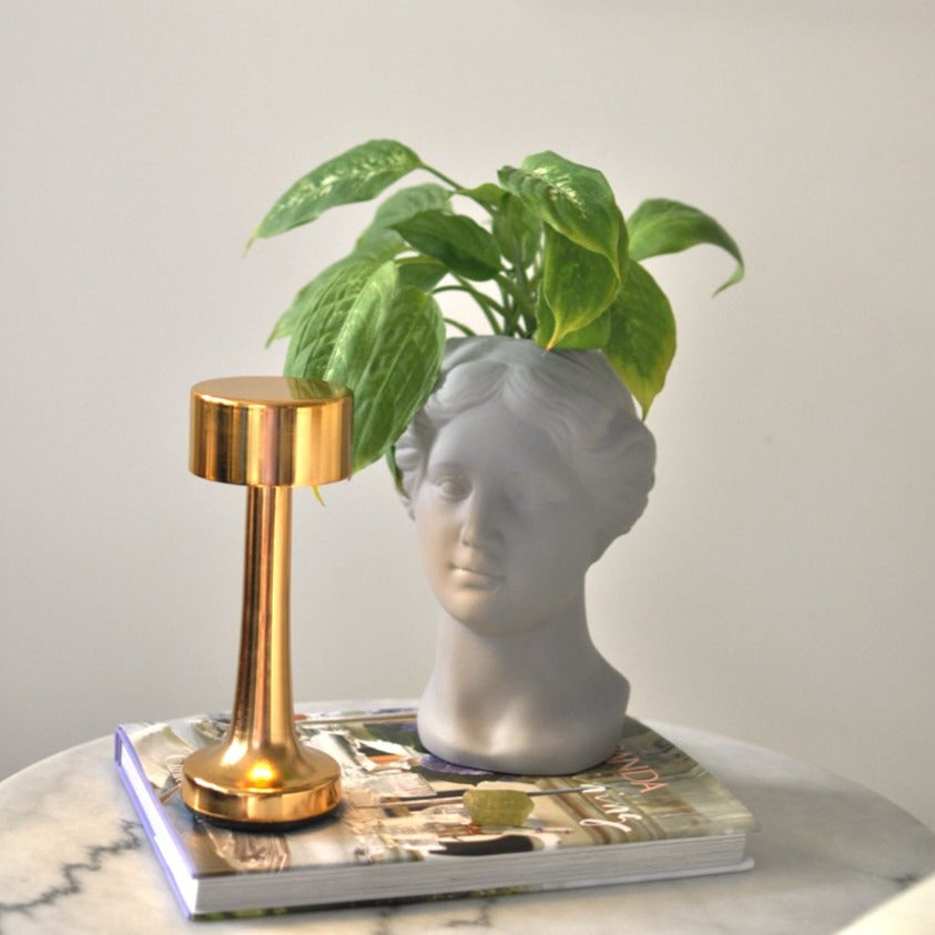 Vintage Bar LED - Lampe de Table Sans Fil Élégante en Métal Doré