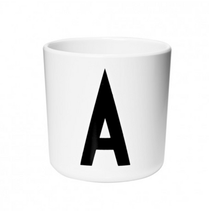 Tasse personnalisée pour enfant en mélamine – Apprentissage ludique et design résistant