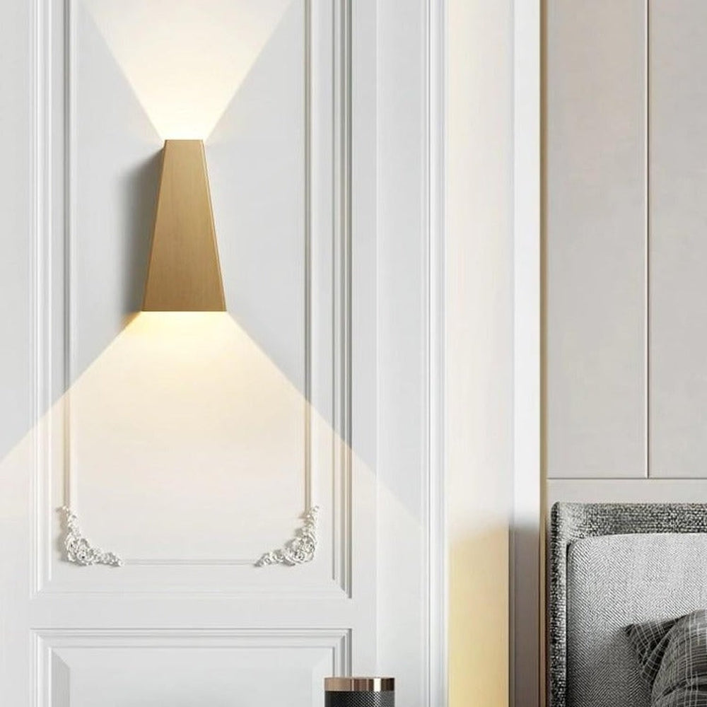 Applique Murale Dorée Design – LED 2x6W Aluminium Or
