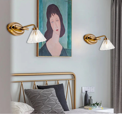 Applique Murale Laiton avec Abat-Jour Cône en Verre