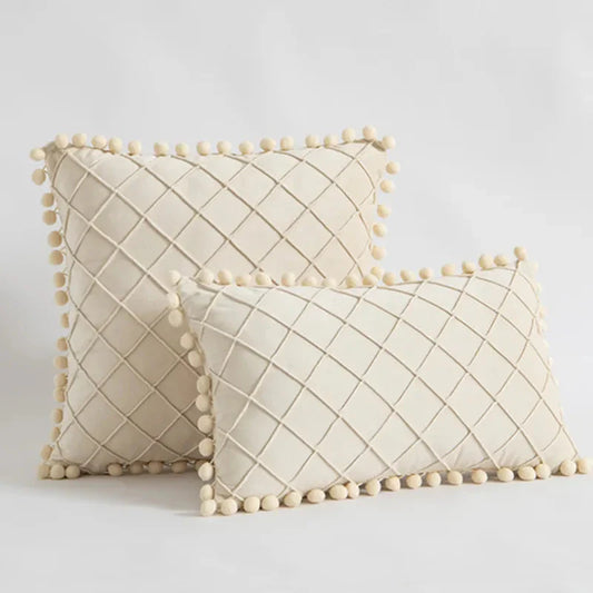 Housse de Coussin Brodée Diamond – Élégance Texturée et Confort Luxueux