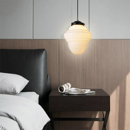 Suspension Vintage en Verre Opalin Blanc | Design Géométrique Élégant