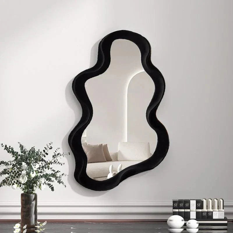 ScandiCloud - Miroir en forme de Nuage Élégant et Moderne