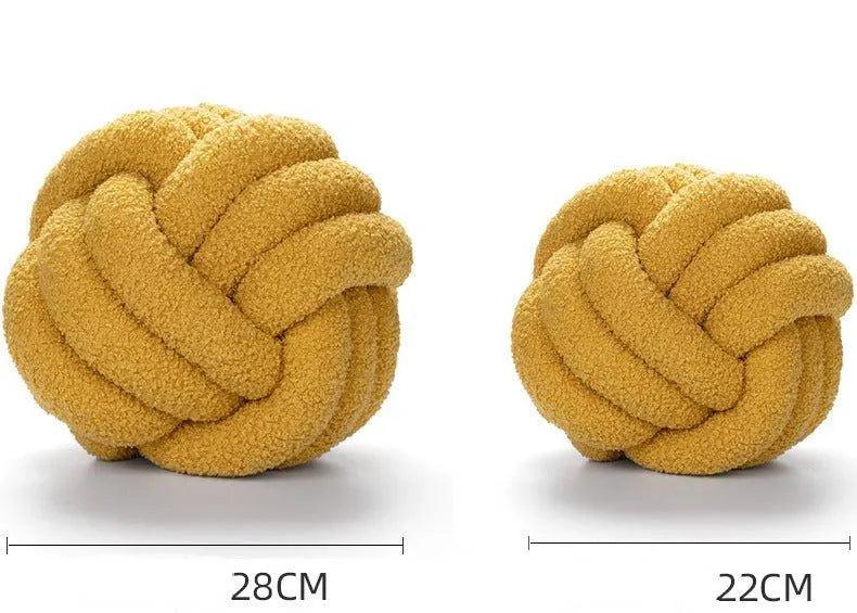 Coussin Décoratif en Forme de Boule Nouée – Design Tissé à la Main