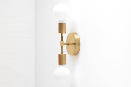 Applique Laiton Moderne Douille Apparente – Salle de Bain