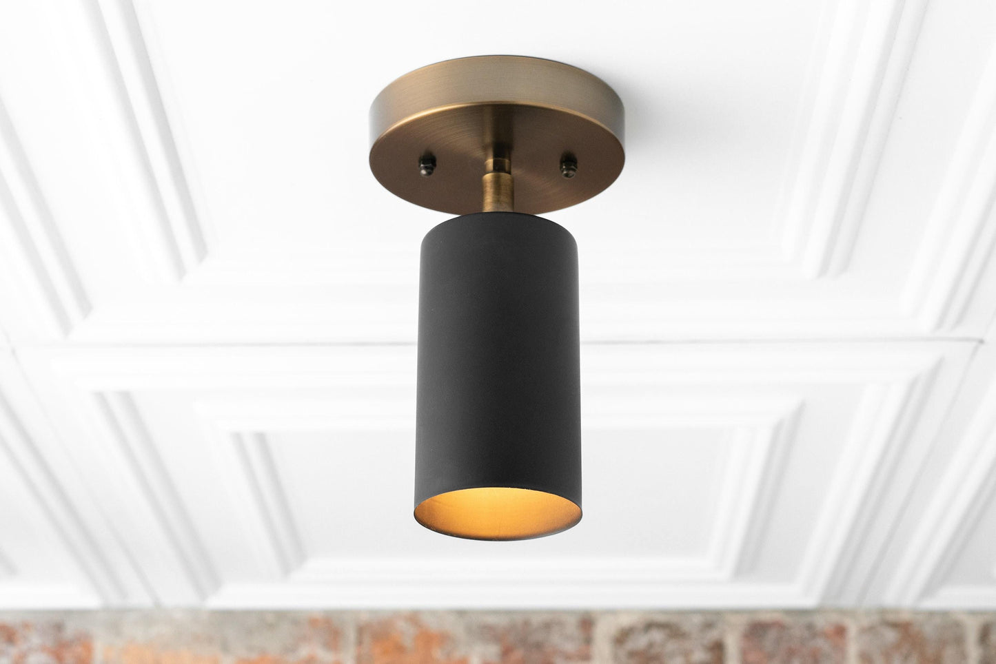 Spot Orientable Plafond Moderne – Laiton ou Noir Mat