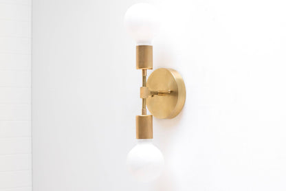 Applique Laiton Moderne Douille Apparente – Salle de Bain