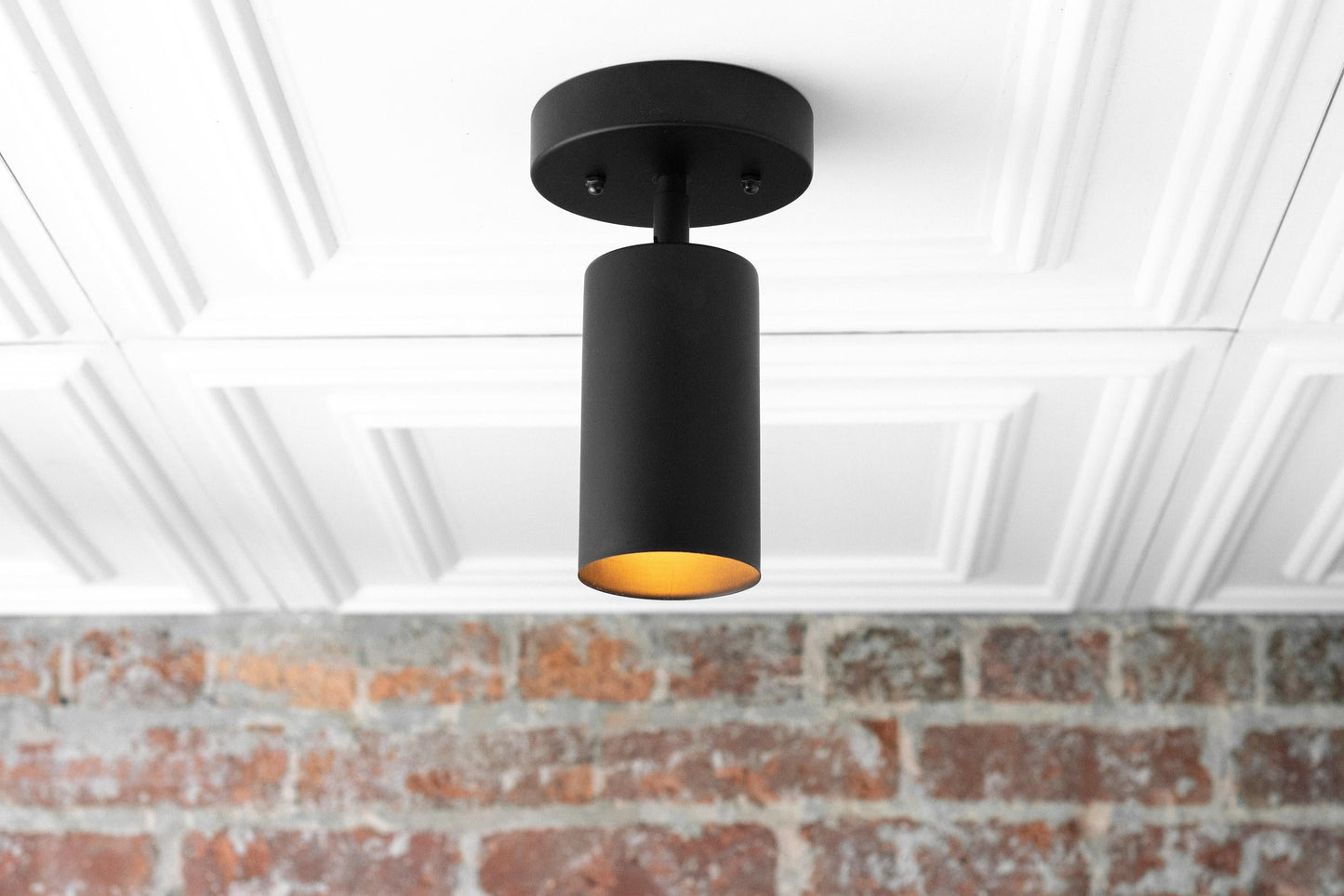 Spot Orientable Plafond Moderne – Laiton ou Noir Mat