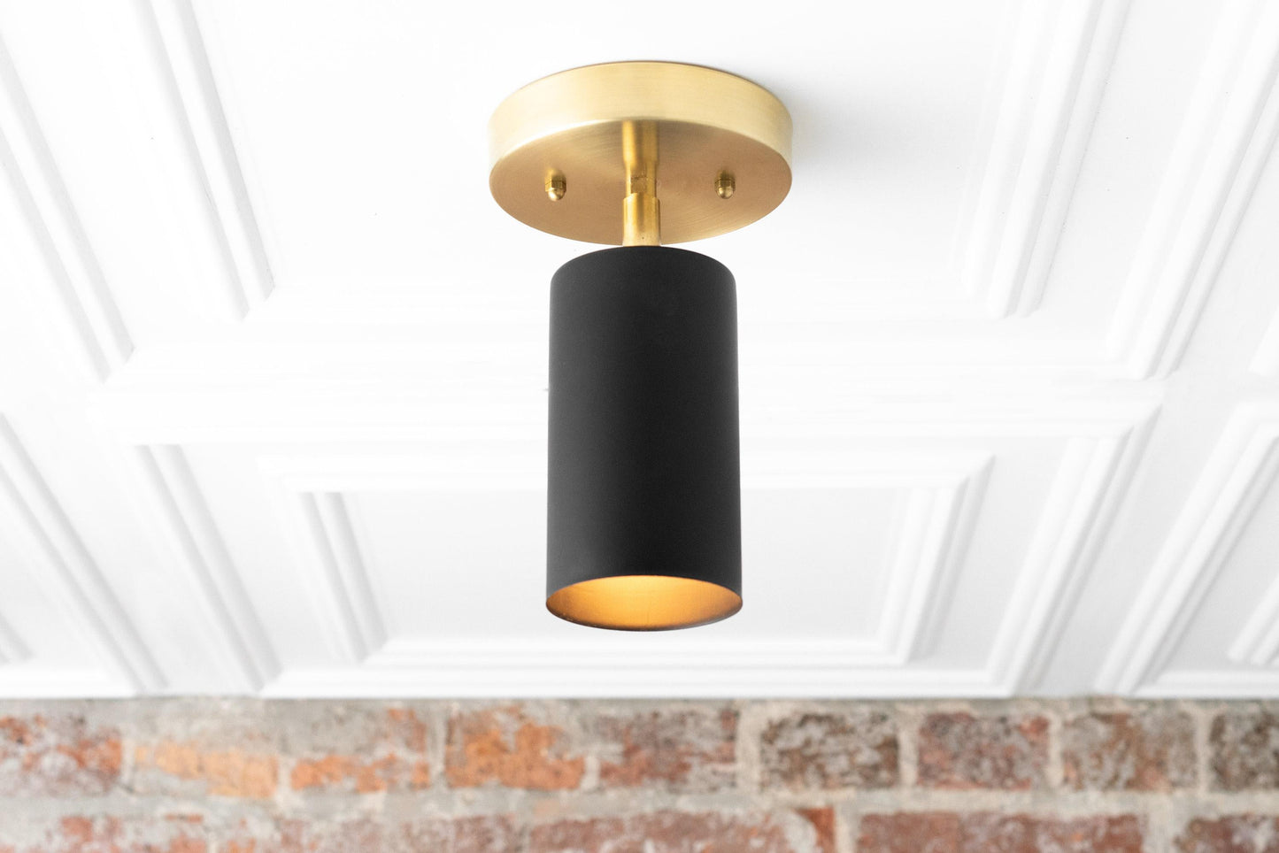 Spot Orientable Plafond Moderne – Laiton ou Noir Mat