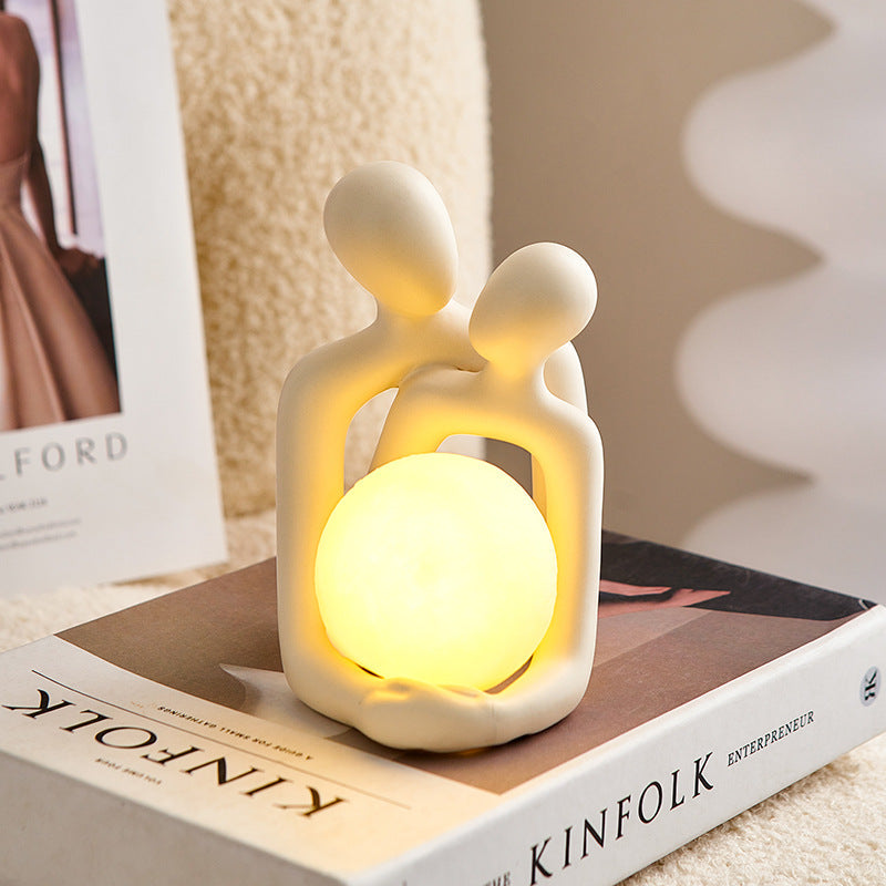 Lampe Couple en Résine – Lumière Douce et Déco Romantique pour Intérieur