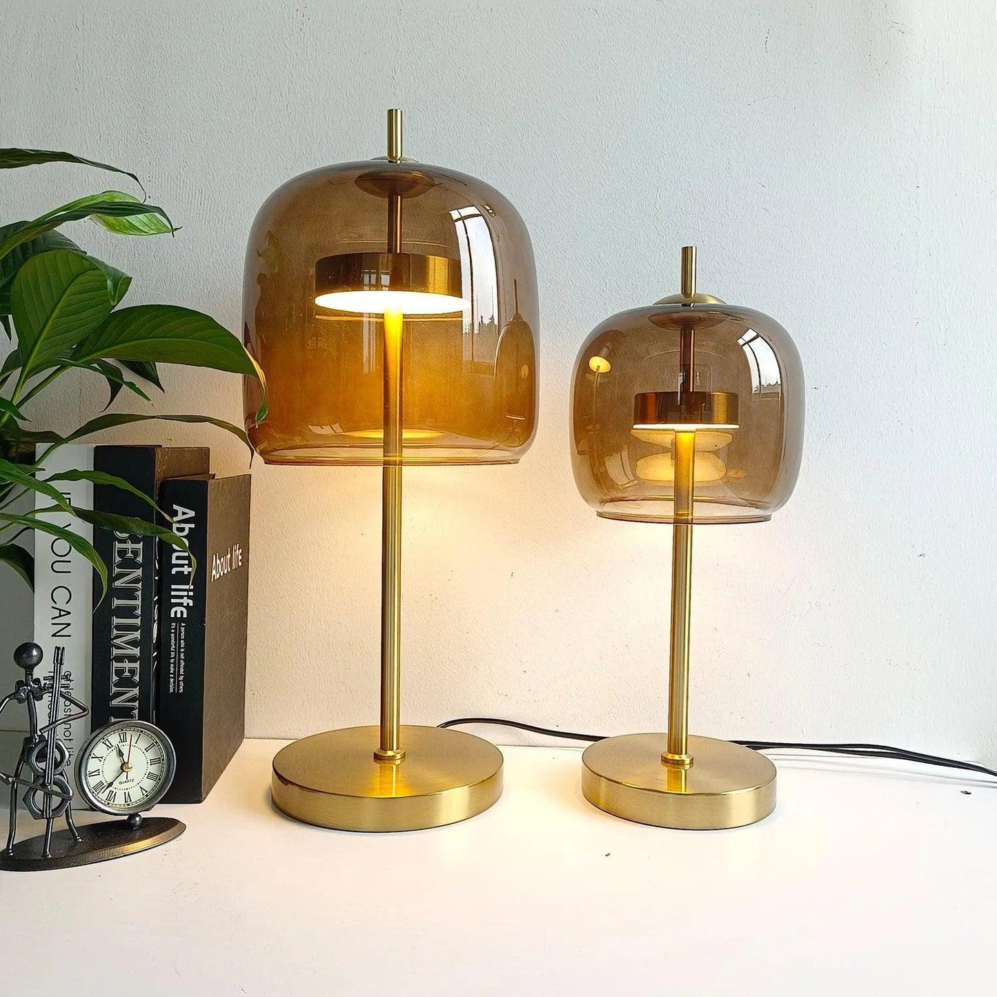 Lampe de Table en Verre Transparent – Élégance Nordique pour une Ambiance Moderne