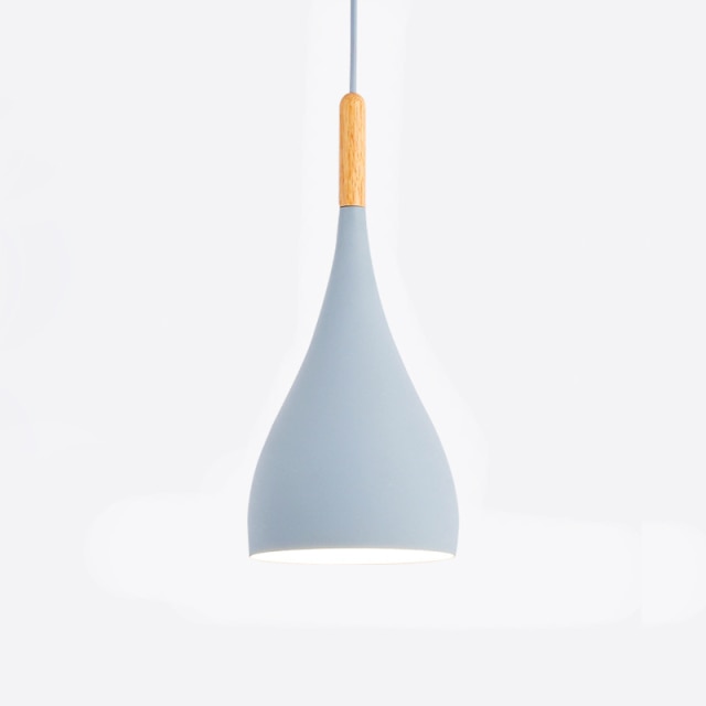 Suspension LED en Métal Coloré et Bâton en Bois Nordic - Élégance Scandinave Moderne